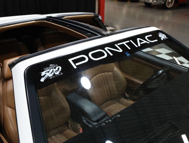 1989 Pontiac Firebird 2dr Coupe Firebird Hatchback - 22991760 - 25