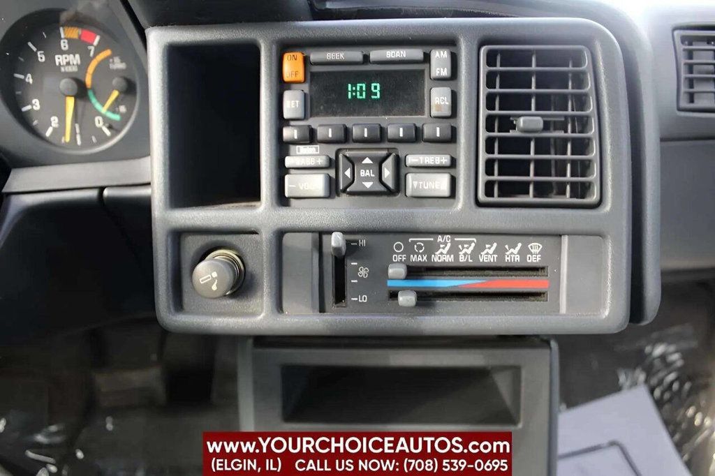 1989 Pontiac Sunbird 2dr Convertible GT - 22968951 - 9