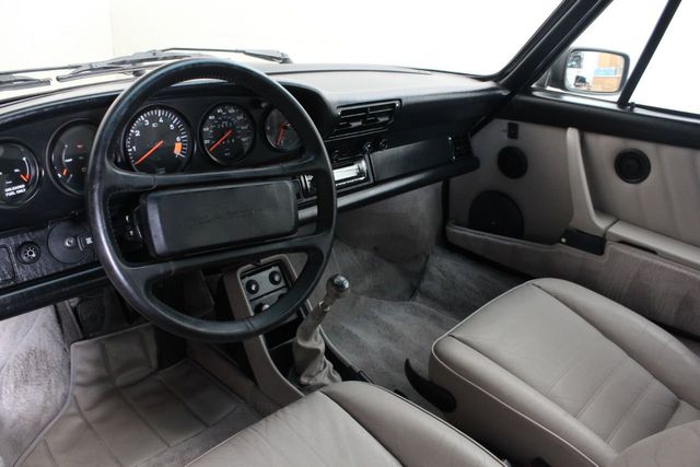 1989 Porsche 911 Carrera 2dr Targa - 19045924 - 4
