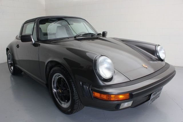 1989 Porsche 911 Carrera 2dr Targa - 19045924 - 8