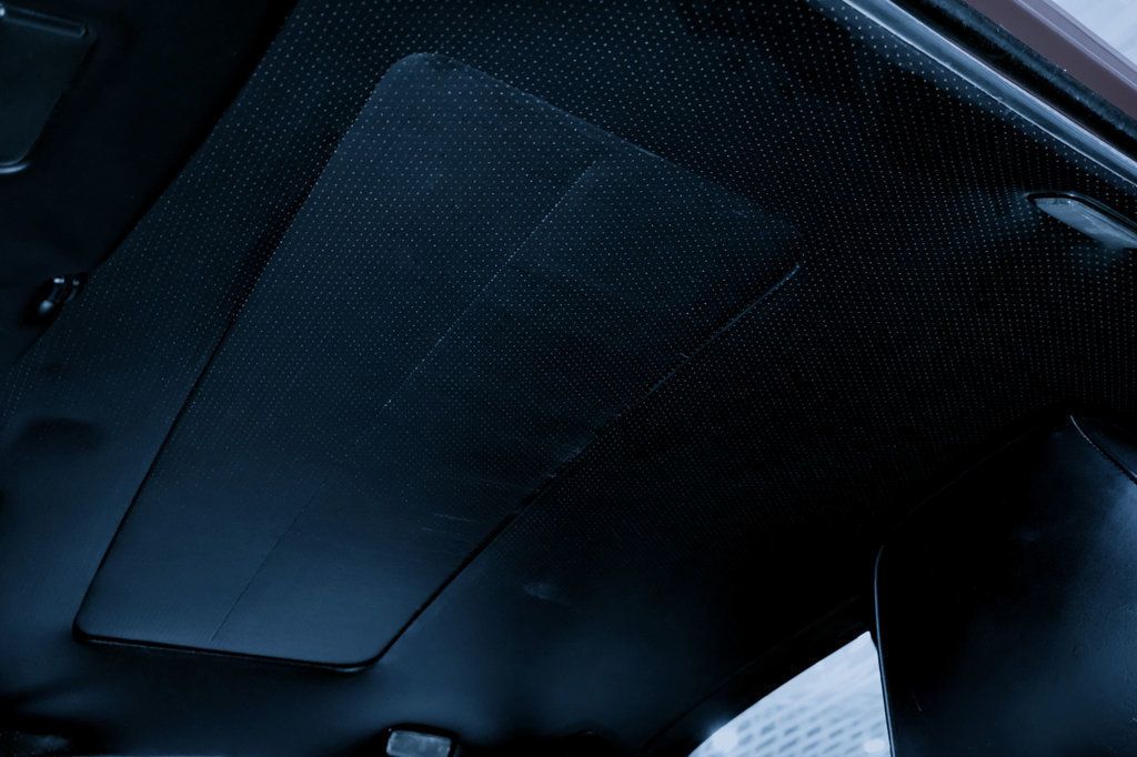 1989 Porsche 911 G50 CARRERA CPE GUARDS RED...60,638 Miles...Show/Display Quality  - 22989051 - 31