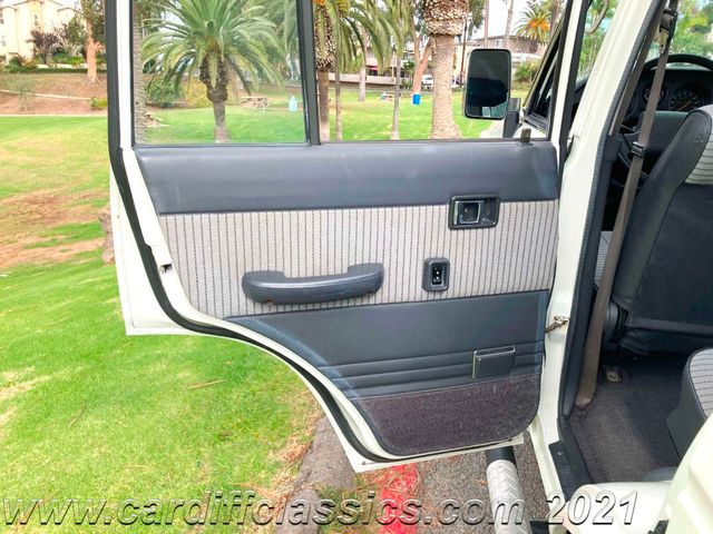 1989 Toyota Land Cruiser 4dr Wagon - 21039258 - 18