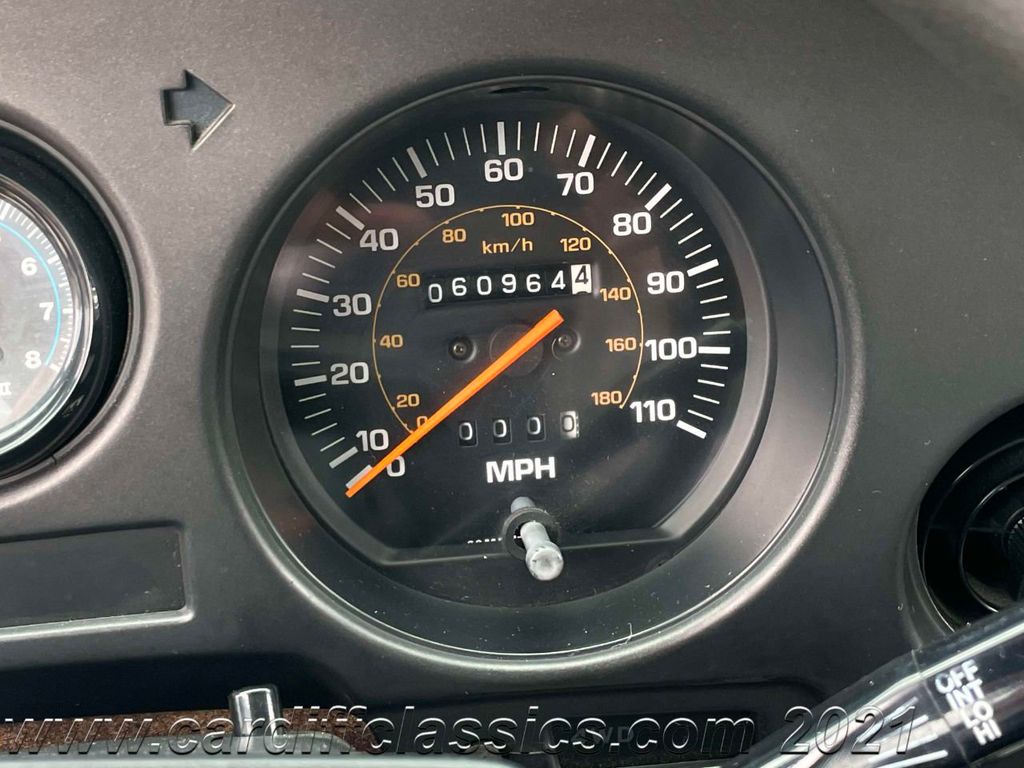 1989 Toyota Land Cruiser 4dr Wagon - 21039258 - 36