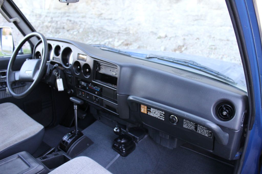 1989 Toyota Land Cruiser 4dr Wagon - 23098499 - 14