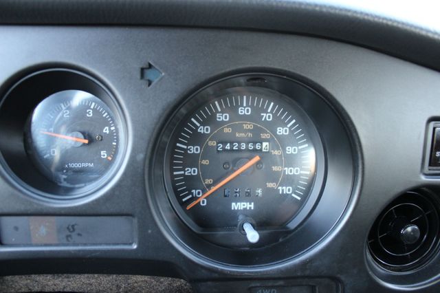 1989 Toyota Land Cruiser 4dr Wagon - 23098499 - 26