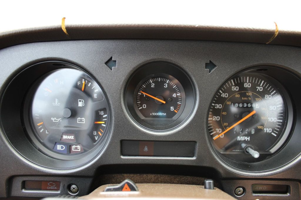 1989 Toyota Land Cruiser VERY LOW MILES 4x4 Collectible FJ62 RARE 615-300-6004 - 23005717 - 28