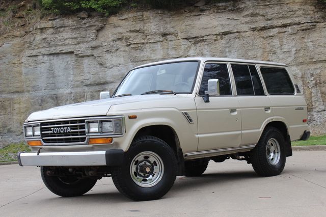 1989 Toyota Land Cruiser VERY LOW MILES 4x4 Collectible FJ62 RARE 615-300-6004 - 23005717 - 3