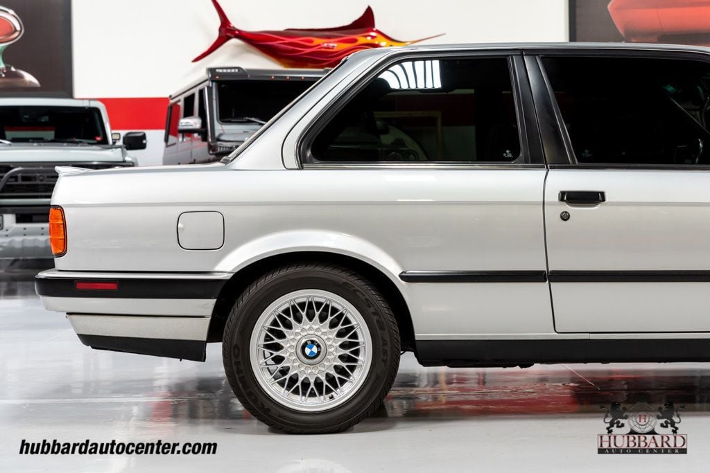 1990 BMW 3 Series 325iS - 22668432 - 27