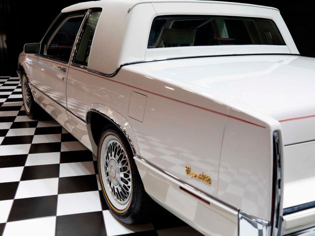 1990 Cadillac DeVille 2dr Coupe - 22832212 - 25