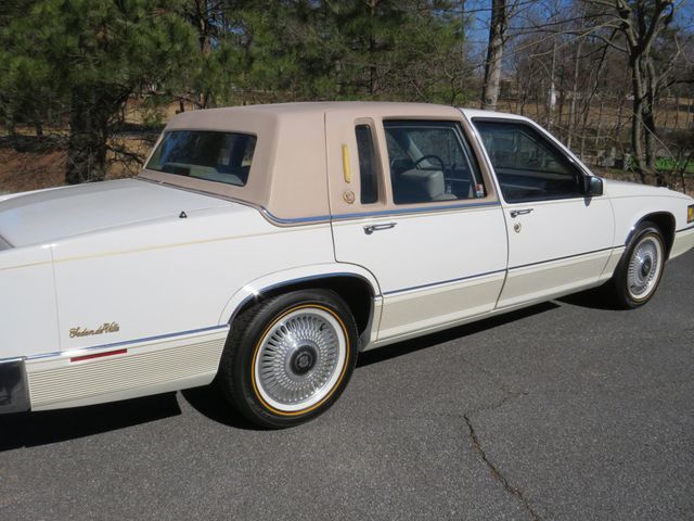 1990 Cadillac DeVille 4dr Sedan - 23088046 - 9