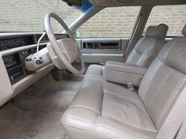 1990 Cadillac DeVille 4dr Sedan - 23088046 - 10
