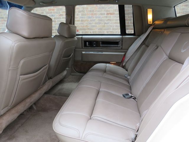 1990 Cadillac DeVille 4dr Sedan - 23088046 - 12
