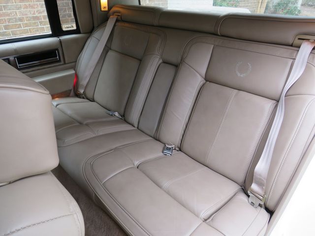 1990 Cadillac DeVille 4dr Sedan - 23088046 - 14