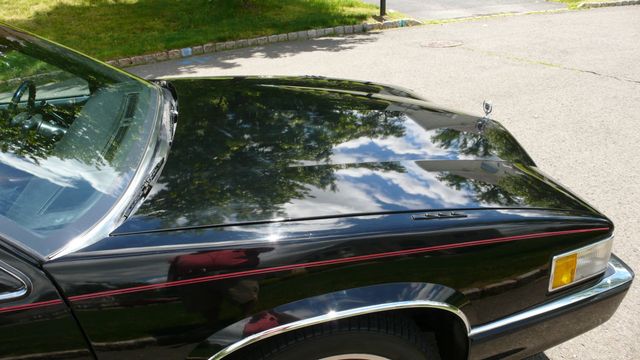 1990 Cadillac DeVille 4dr Sedan - 16493072 - 9