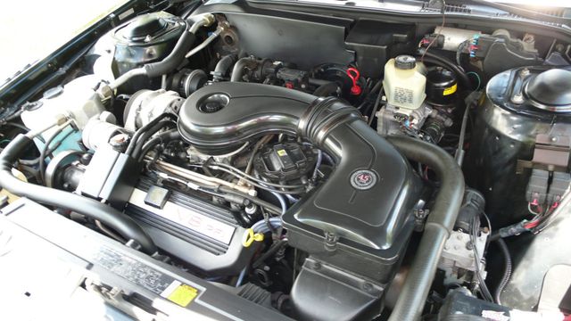 1990 Cadillac DeVille 4dr Sedan - 16493072 - 29