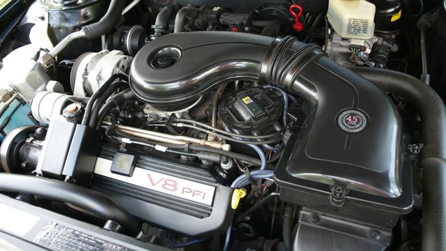 1990 Cadillac DeVille 4dr Sedan - 16493072 - 30