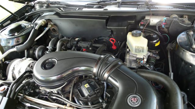 1990 Cadillac DeVille 4dr Sedan - 16493072 - 31