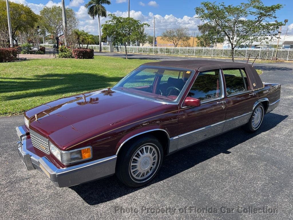 1990 Cadillac DeVille Sedan Gold Edition Landau - 22702789 - 0