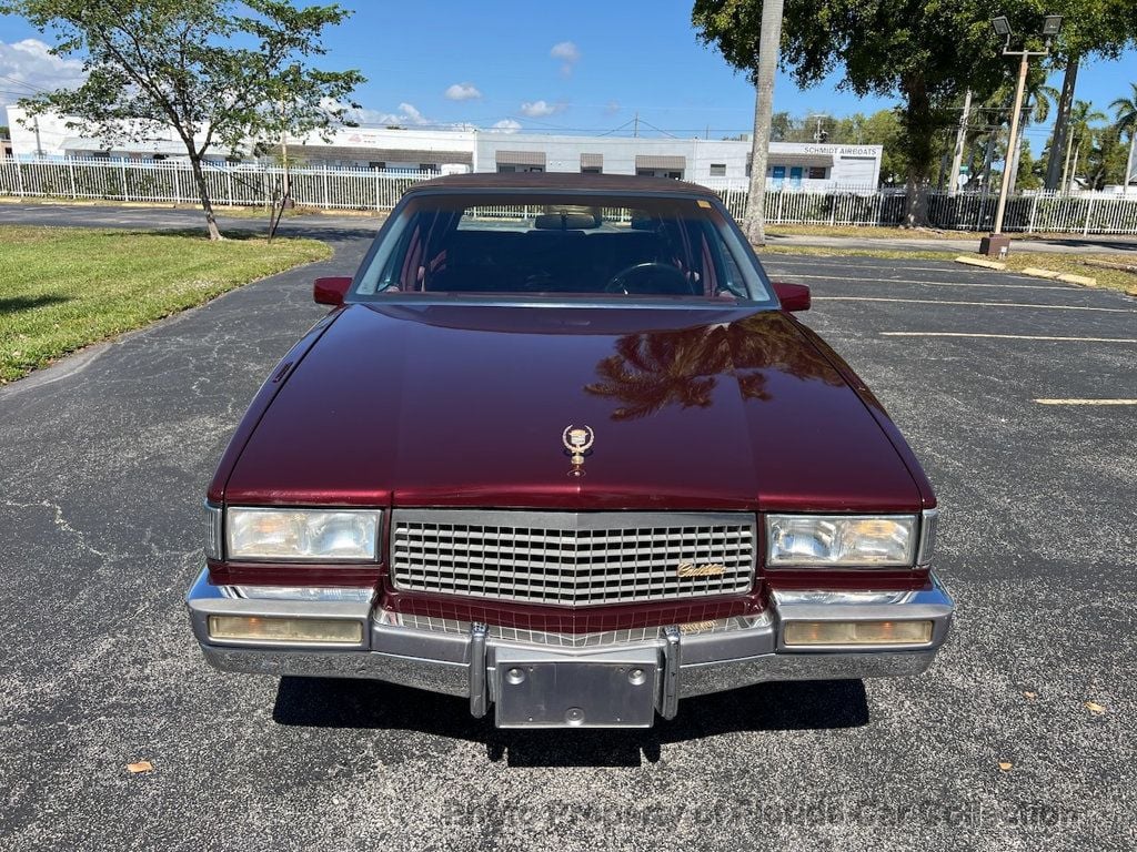 1990 Cadillac DeVille Sedan Gold Edition Landau - 22702789 - 12