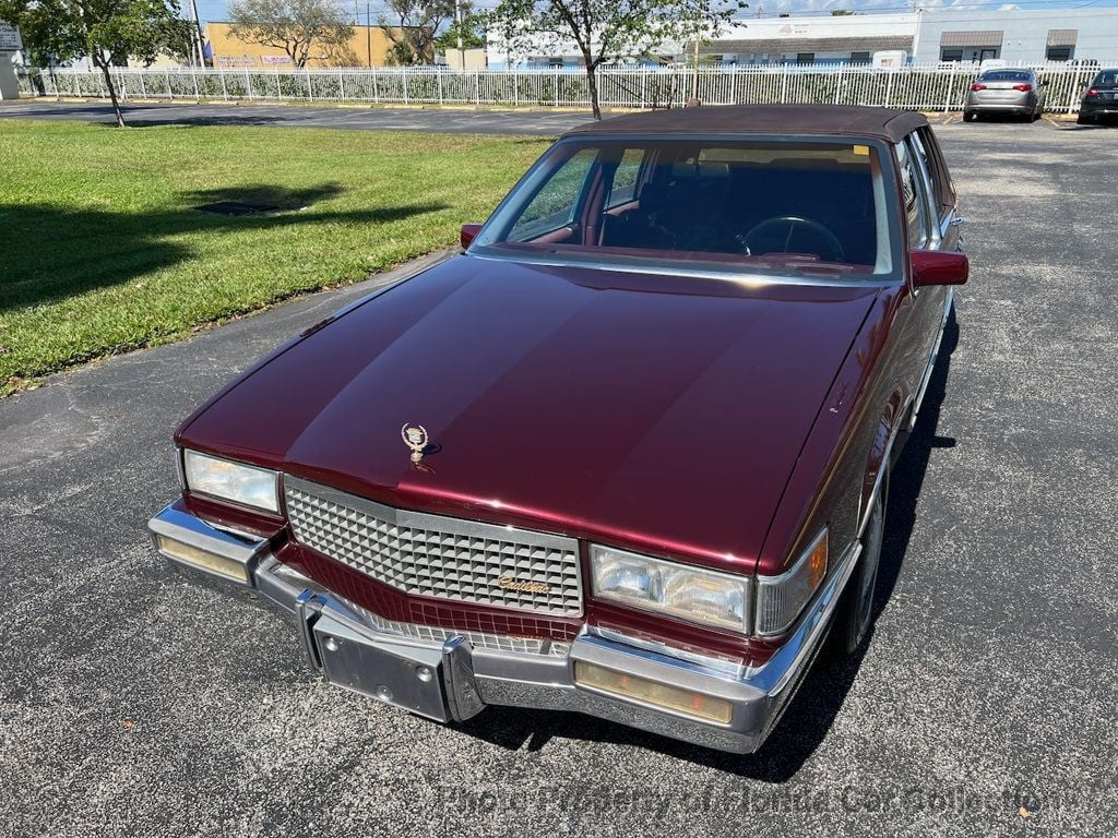 1990 Cadillac DeVille Sedan Gold Edition Landau - 22702789 - 15