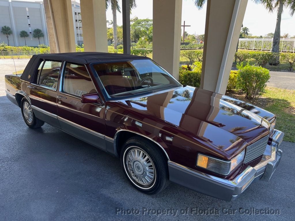 1990 Cadillac DeVille Sedan Gold Edition Landau - 22702789 - 23