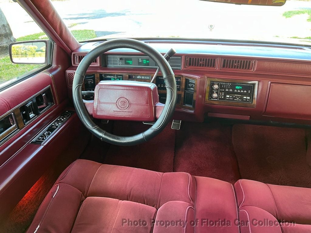 1990 Cadillac DeVille Sedan Gold Edition Landau - 22702789 - 56