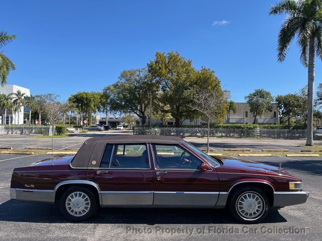 1990 Cadillac DeVille Sedan Gold Edition Landau - 22702789 - 5