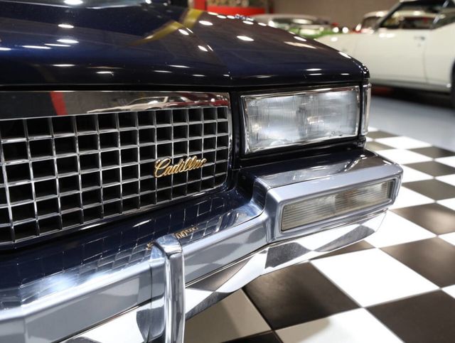 1990 Cadillac Fleetwood 2dr Coupe - 22987378 - 10