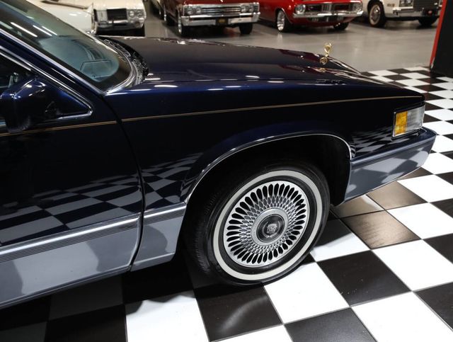 1990 Cadillac Fleetwood 2dr Coupe - 22987378 - 16