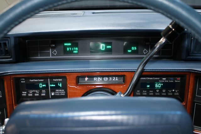 1990 Cadillac Fleetwood 2dr Coupe - 22987378 - 55