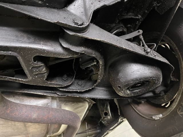 1990 Cadillac Fleetwood 2dr Coupe - 22987378 - 73