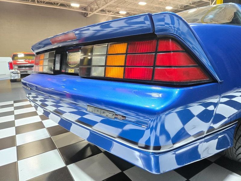 1990 Chevrolet Camaro 2dr Coupe IROC Z - 22934583 - 28