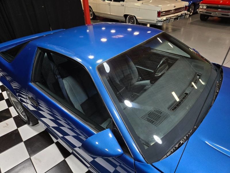 1990 Chevrolet Camaro 2dr Coupe IROC Z - 22934583 - 36