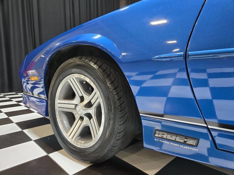 1990 Chevrolet Camaro 2dr Coupe IROC Z - 22934583 - 4