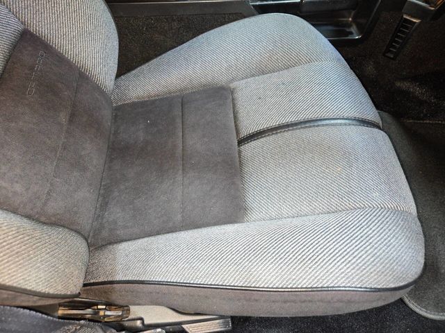 1990 Chevrolet Camaro 2dr Coupe IROC Z - 22934583 - 56