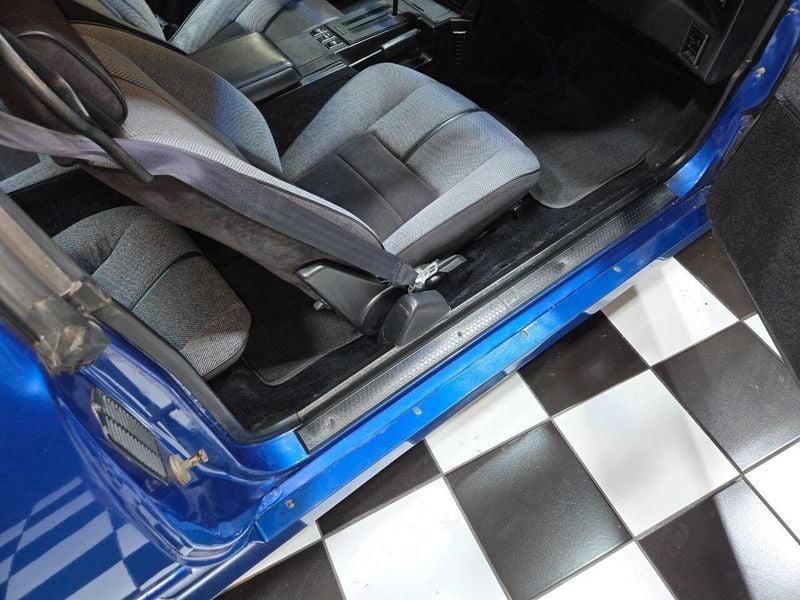 1990 Chevrolet Camaro 2dr Coupe IROC Z - 22934583 - 58