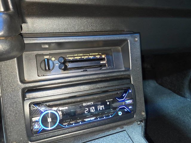 1990 Chevrolet Camaro 2dr Coupe IROC Z - 22934583 - 70