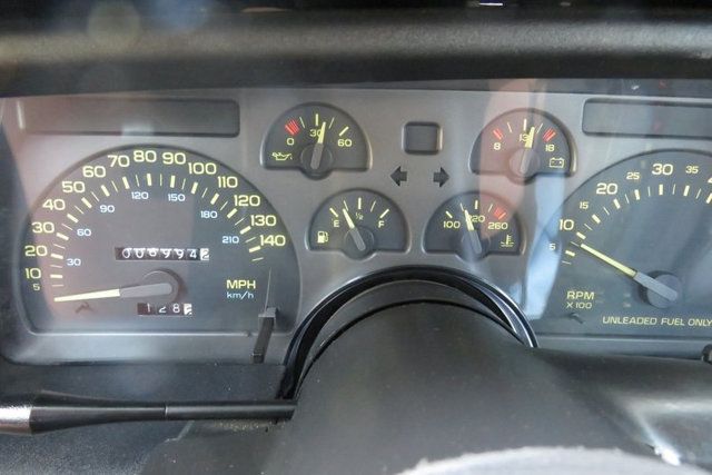 1990 Chevrolet Camaro 2dr Coupe IROC Z - 23012249 - 24