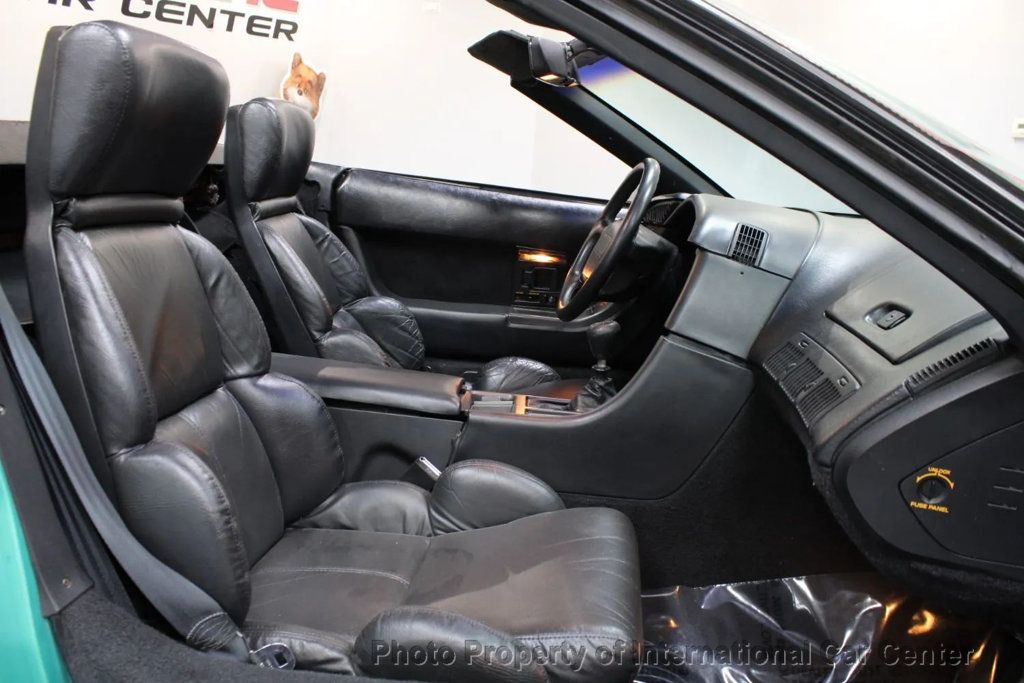 1990 Chevrolet Corvette 2dr Convertible - 22920382 - 31