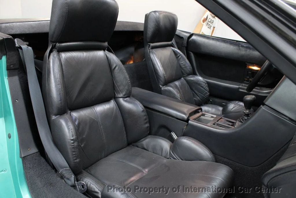 1990 Chevrolet Corvette 2dr Convertible - 22920382 - 33