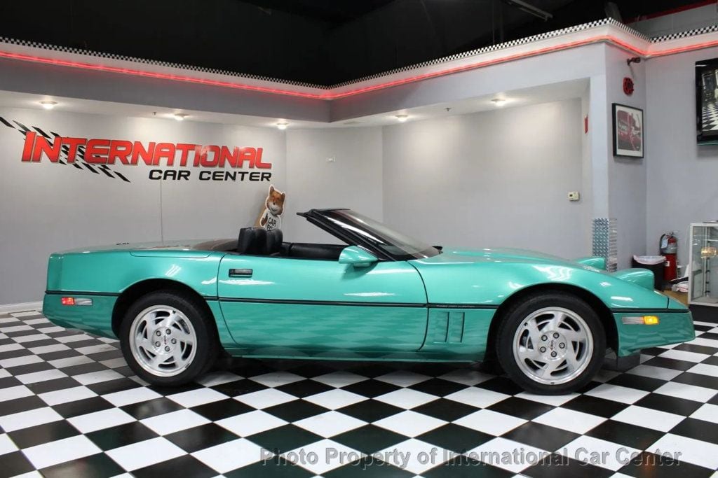 1990 Chevrolet Corvette 2dr Convertible - 22920382 - 3