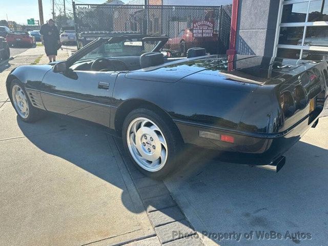 1990 Chevrolet Corvette 2dr Convertible - 22587738 - 24