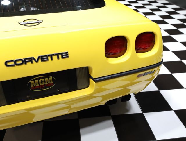 1990 Chevrolet Corvette 2dr Coupe Hatchback - 22984930 - 20