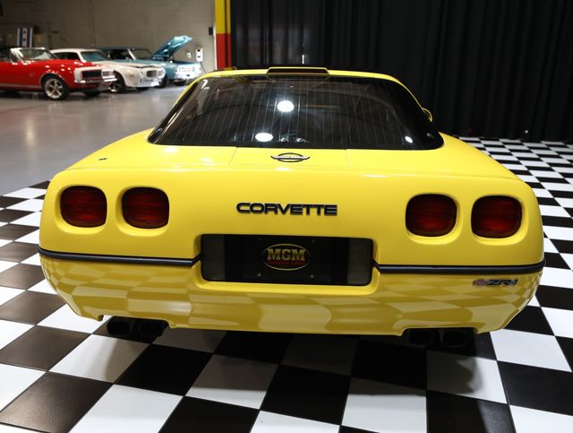 1990 Chevrolet Corvette 2dr Coupe Hatchback - 22984930 - 22