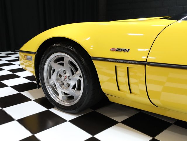 1990 Chevrolet Corvette 2dr Coupe Hatchback - 22984930 - 30