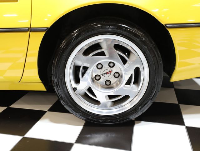 1990 Chevrolet Corvette 2dr Coupe Hatchback - 22984930 - 31