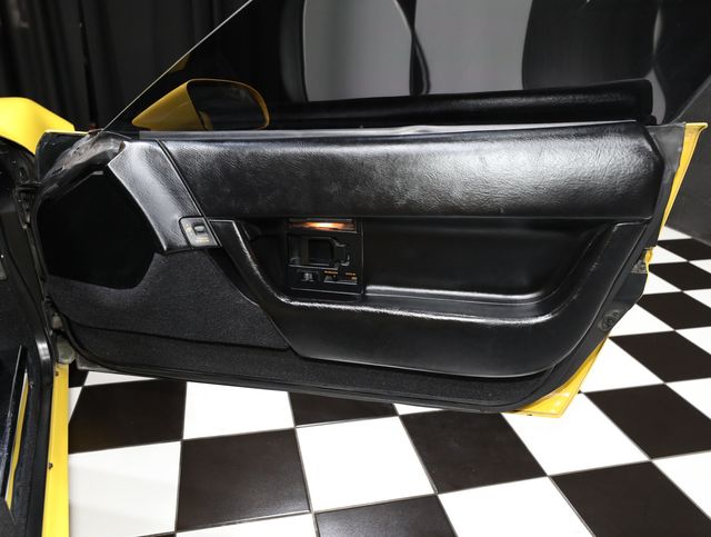 1990 Chevrolet Corvette 2dr Coupe Hatchback - 22984930 - 35