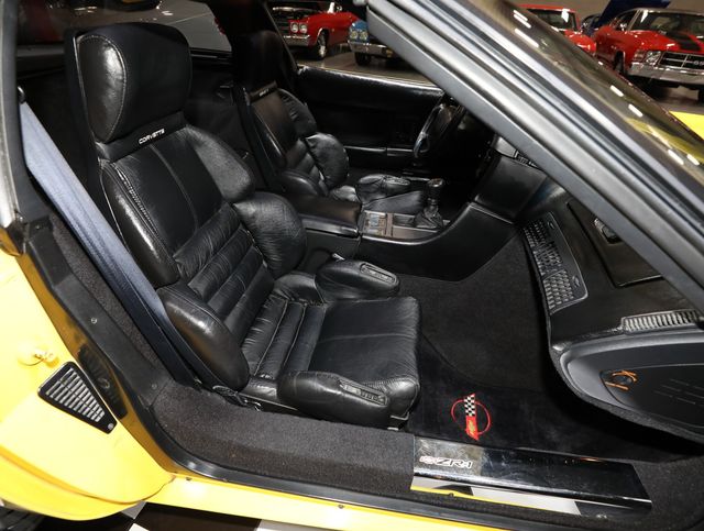 1990 Chevrolet Corvette 2dr Coupe Hatchback - 22984930 - 38