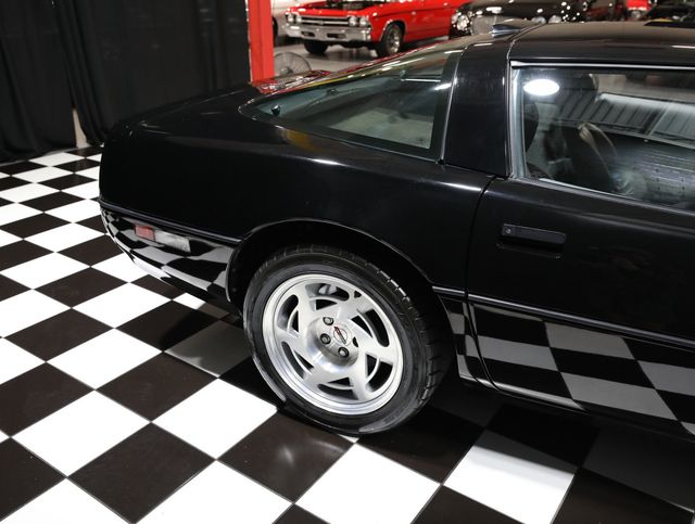 1990 Chevrolet Corvette 2dr Coupe Hatchback - 23038730 - 17