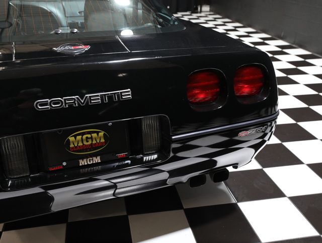 1990 Chevrolet Corvette 2dr Coupe Hatchback - 23038730 - 19